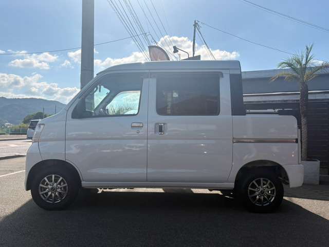 Daihatsu Hijet Deck Van 4