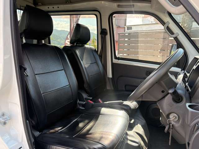 Daihatsu Hijet Deck Van 10