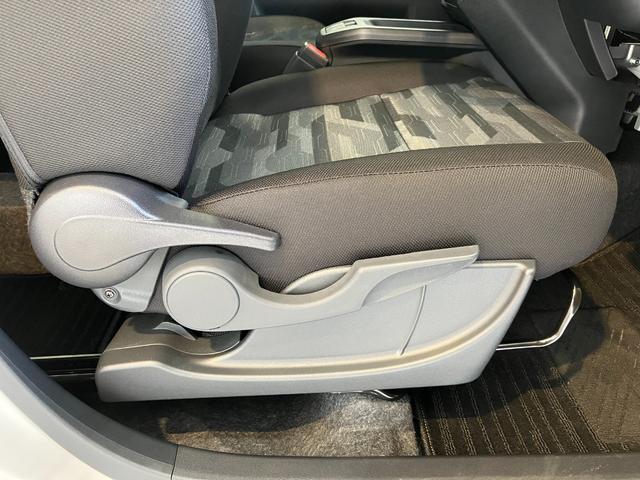 Daihatsu Taft 6