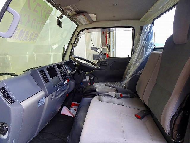 Isuzu Elf 8
