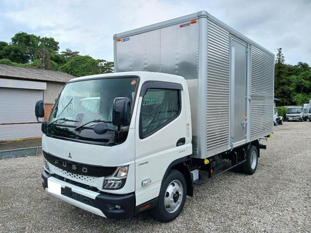 Mitsubishi Fuso Canter 12