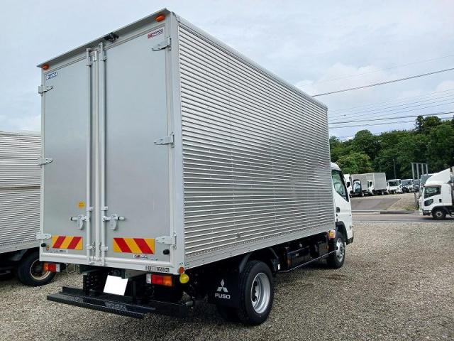 Mitsubishi Fuso Canter 2