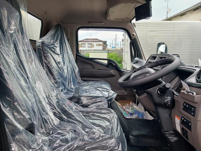 Mitsubishi Fuso Canter 7