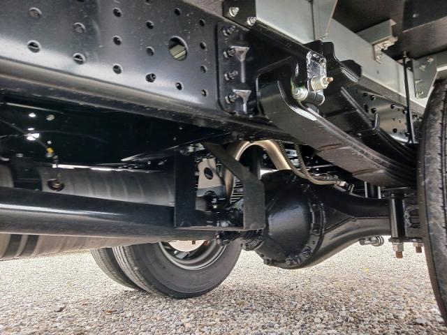 Mitsubishi Fuso Canter 9