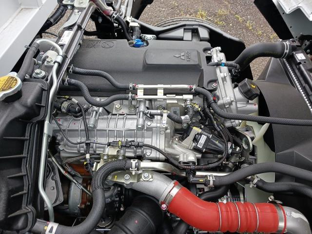 Mitsubishi Fuso Canter 8