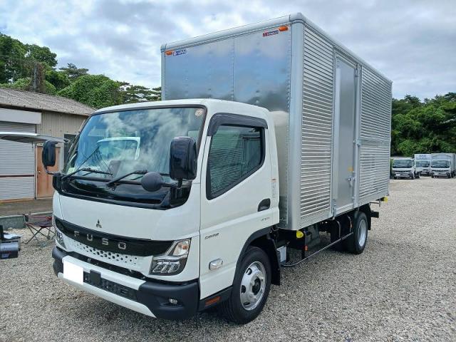 Mitsubishi Fuso Canter 12
