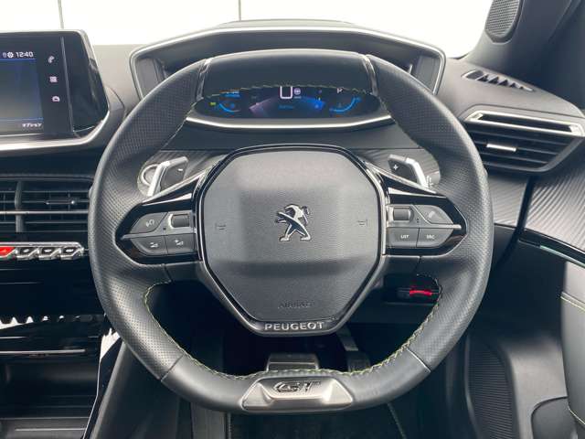 Peugeot SUV 2008 9