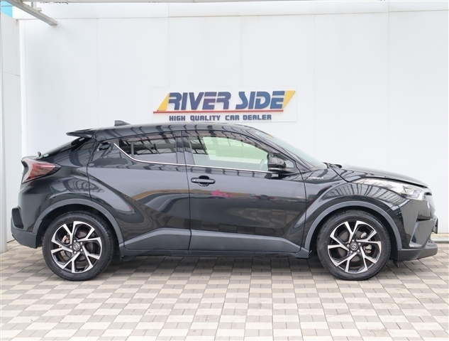 Toyota C-HR 5