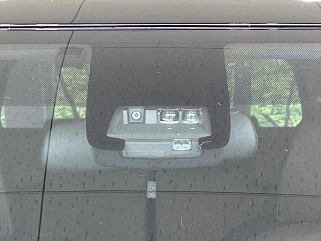 Toyota Sienta 6