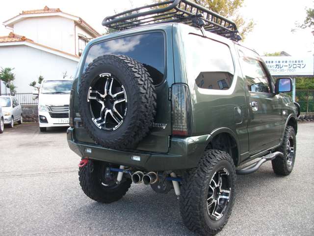 Suzuki Jimny 6