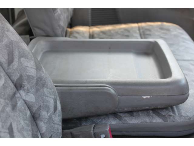 Mazda Titan Dash 12