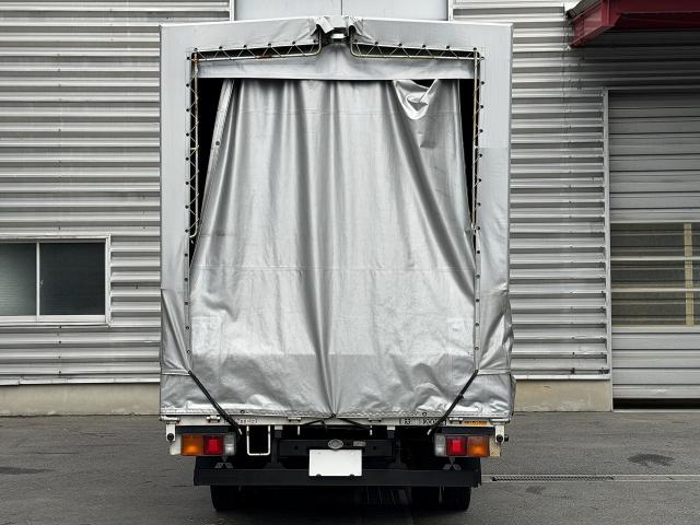 Mitsubishi Fuso Canter 7