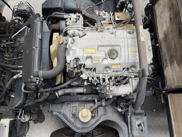 Mitsubishi Fuso Canter 8
