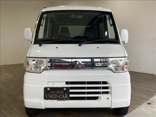 Mitsubishi Minicab Van 12