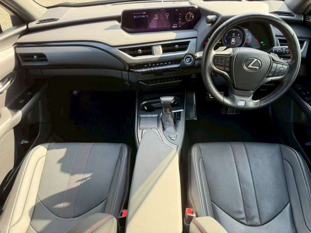 Lexus UX 2