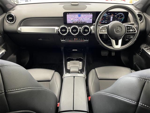 Mercedes-Benz GLB 5