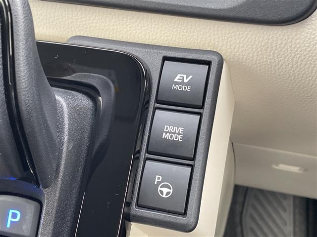 Toyota Sienta 12