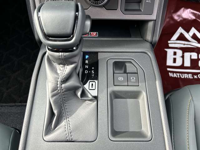 Toyota Hilux 9