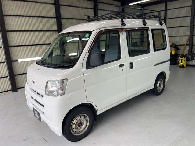 Daihatsu Hijet Cargo 9