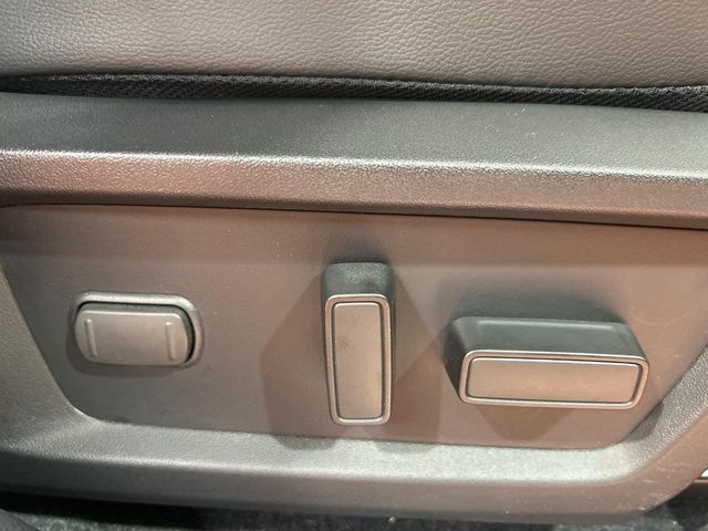 Mitsubishi Triton 7