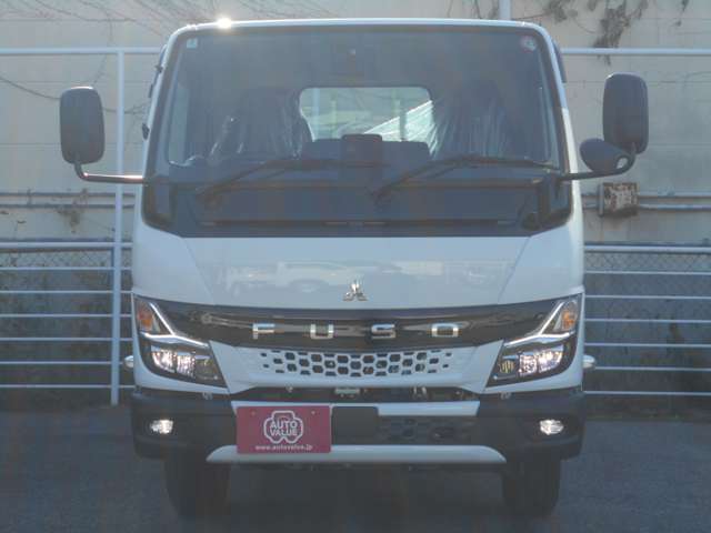 Mitsubishi Fuso Canter 2