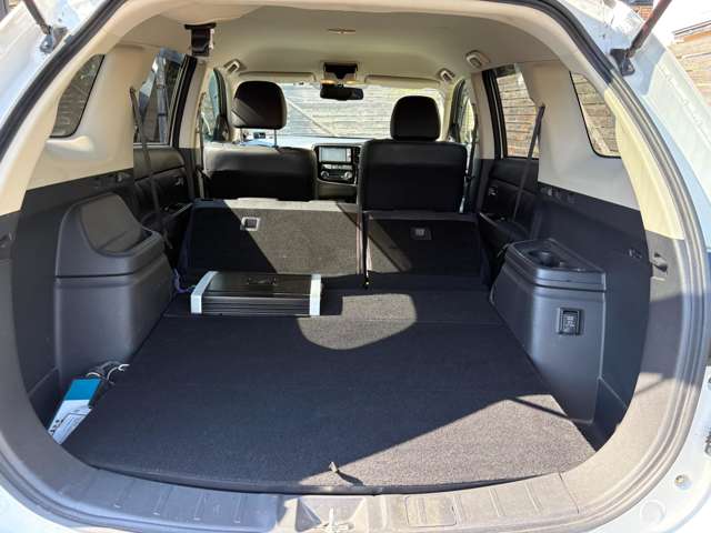 Mitsubishi Outlander PHEV 10