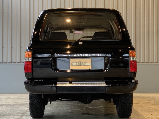 Toyota Land Cruiser 80 12