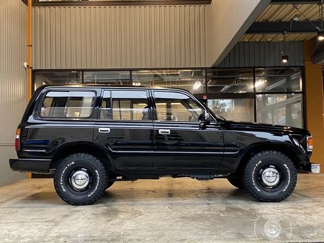 Toyota Land Cruiser 80 10