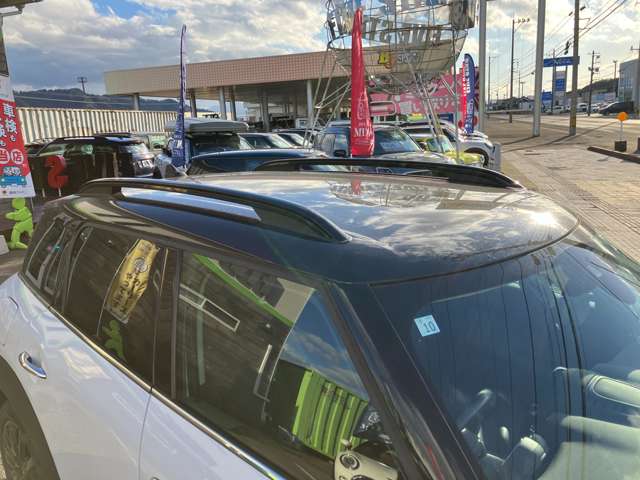 MINI Crossover 10