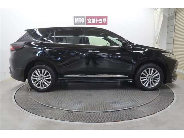 Toyota Harrier 9