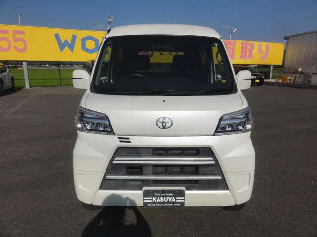 Toyota Pixis Van 4