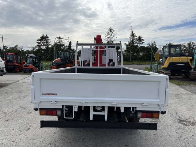 Mitsubishi Fuso Canter 6