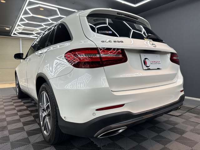 Mercedes-Benz GLC 11