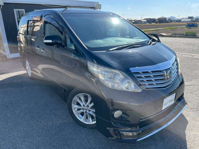 Toyota Alphard 2