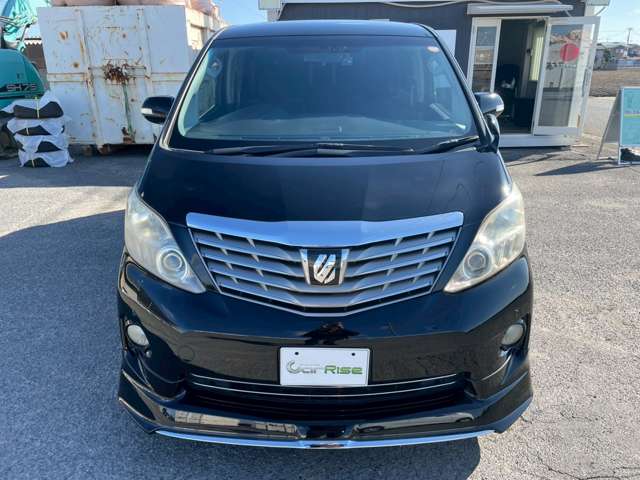 Toyota Alphard 4