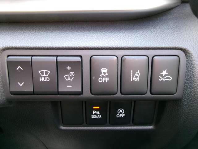Mitsubishi Eclipse Cross 10