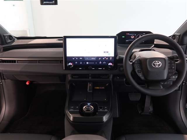 Toyota bZ4X 8