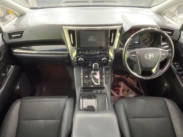 Toyota Alphard 2