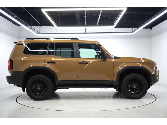 Toyota Land Cruiser 250 4