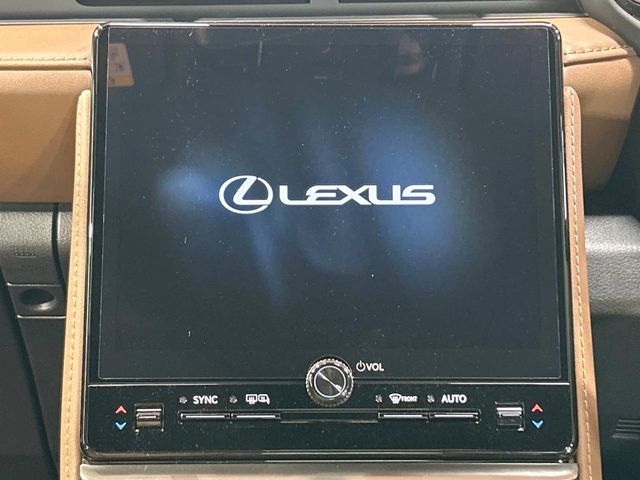 Lexus LBX 4