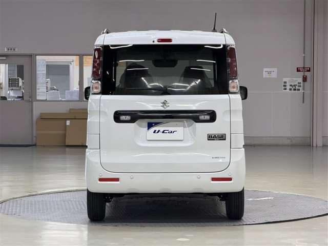 Suzuki Spacia Base 4