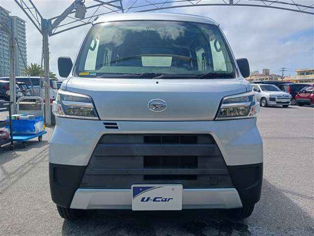 Daihatsu Hijet Cargo 11