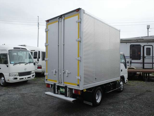 Isuzu Elf 5