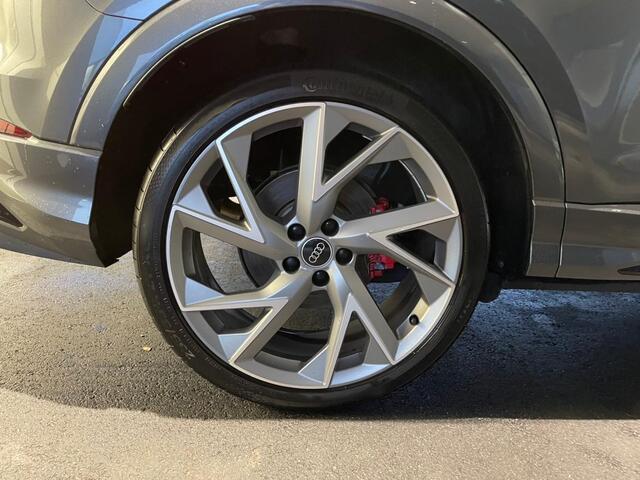 Audi RS Q3 11