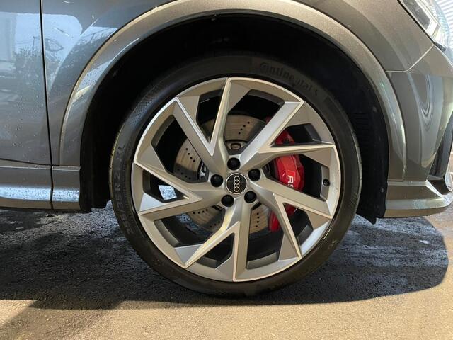 Audi RS Q3 12