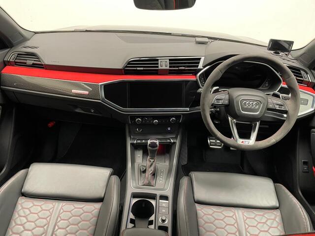 Audi RS Q3 10