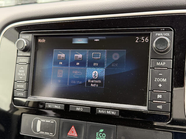 Mitsubishi Outlander PHEV 8
