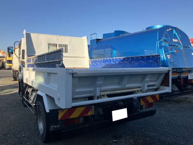 Isuzu Forward 3