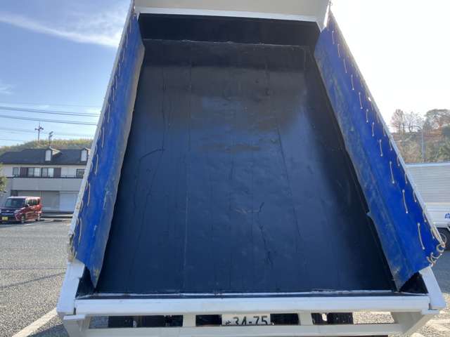 Isuzu Forward 7