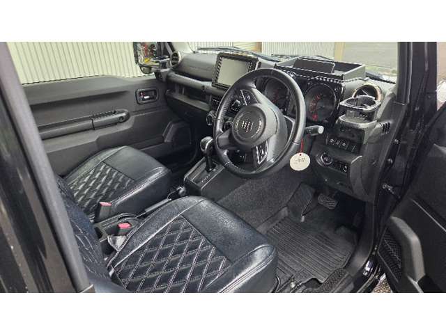 Suzuki Jimny 7